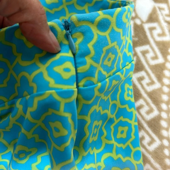 Sunsets & Sweet Tea Womens Dress Abstract Size 13 Nylon Blend Green Yellow - Picture 3 of 7